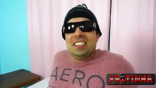 my namoradinha brought a deliciosa friend, ysis anjo, for frotinha, she's a porn star