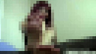 Worship my stinky feet with your tongue