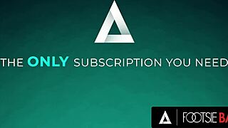 i love shalina devine's footjob on me