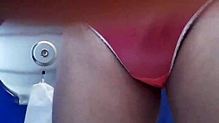 me masturbo con tanga de mi prima en solitario