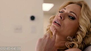 I love her bouncing on my big dick