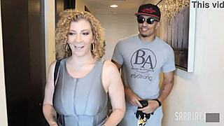 Big Booty Sara Jay Bangs Hard 💪