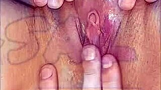 Minha Namorada Safada Exibe Bucetinha E Peitos Grandes