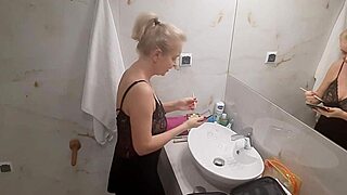 jenny the blonde prepares for disco night