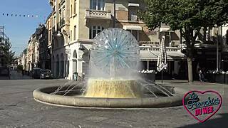 kim milf aux gros seins accro a la baise