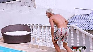 Novinho paid me to fuck his ass in pov blowjob