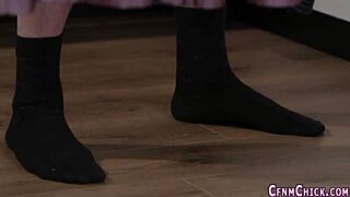 British femdoms suck cock 😈