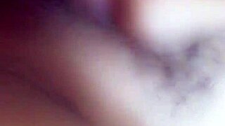 vợ nứng rủ chồng gọi video chat sex