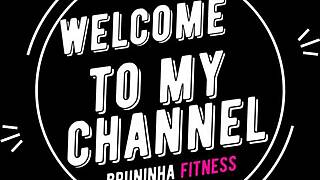 i love how ela teases with her pussy close up