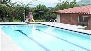 selina 18, do you like fingering your pussy in the pool?