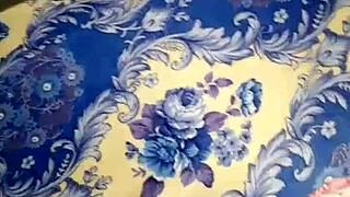 a casual narrative about gay life and experiences