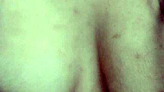 me maltrato las tetas por ti