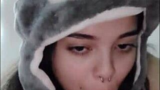 White wolf ofc - novinha meiga engolindo pau no 69 ft white moon