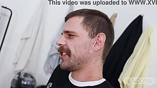 Comi Meu Parceiro Do Futebol No Vestiario