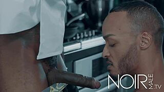 Gifting my chef a steamy blowjob surprise! 🎁