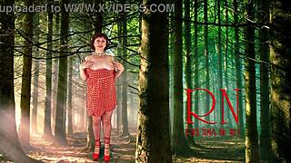 giant secretary surprises manager with her huge height in office