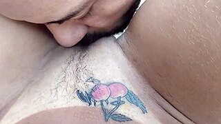 Fitness MILF in USA pool gets oral with tattooed prostitute