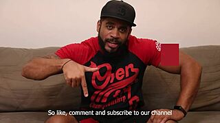 I am modelo doing sofa test for job