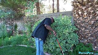 Vanessa Vega Interacts With Her Blind Black Neighbor