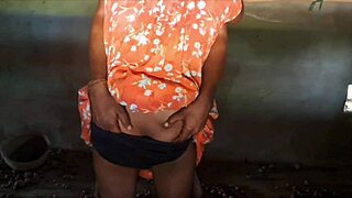 Bengali Hot Sexy Girl Use Sex Toy Village Hot Girl Sexy Videos