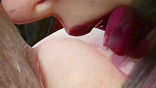 Mature milf eats young Asian pussy in 3D