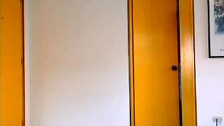 carina 18 teen 18+ lick her pussy and fucked