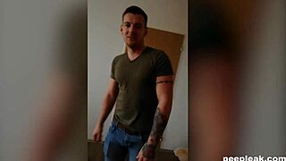 i'm an amateur couple fuckin after a hard day on webcam