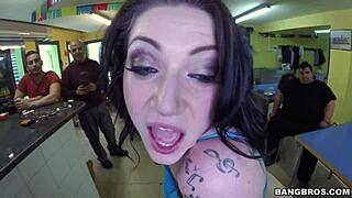 Public Fucking Or Blowjob Harmony?