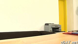 Dominant Hunk Delivers Intense Dirty Blowjob To Lusty Homosexual Partner In Bareback Session