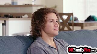 Teen Stepsister Jessie Saint Receives Monster Cock Gift From Stepbro Jay Romero