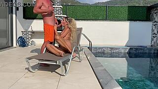 outdoor passionate sex with cute amateur couple 😍