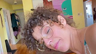 Stepmom in lingerie tests preferences with huge ass