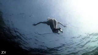 i love watching this supernatural sexy bikini girl swimming with natural tits