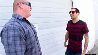 Sexy Parody Of Storage Wars With Brunette Babe