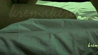 Kgirl chats about her pretty amateur girlfriend in a casual way.