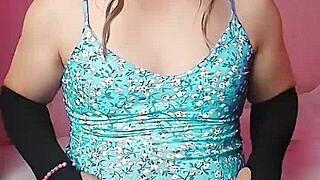 “为我跳舞吧，娘娘腔小猫咪！”