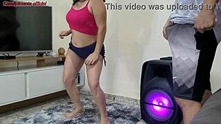 Minha Linda Enteada Dançando E Estou Obcecado Em Transar Com Ela Sem Camisinha