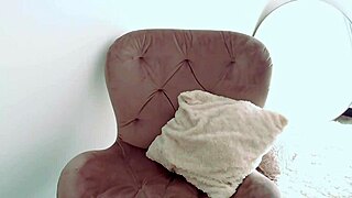 Hey, wanna see this cute little Latina teen dance on webcam?