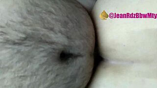 cogiendo con macho casado peludo me la mete tan rico que me hace rebotar las tetas miralo en red sin censura