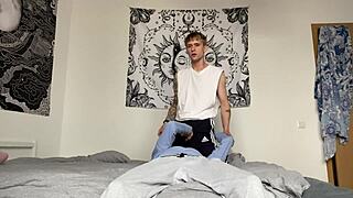 fucked the tight ass of a sweet twink on the bed