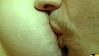 close up nipple play gets her wet and orgasming 😍