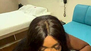 hey colombiana, wanna pay for that delivery with some hot sex?