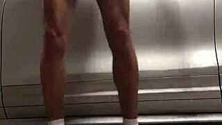 i'm obsessed watching him at the garage gym