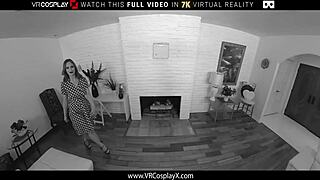 Busty Redhead Skylar Snow Rides Monster Cock In Cowgirl Cosplay VR