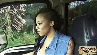 Ebony teen 18+ Diamond Monroe bangs outdoors for cash