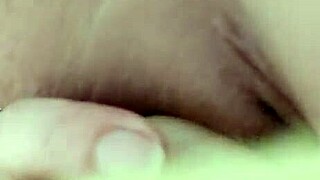 olgun türk hatun dildoyu sulu amcığına şahane alıyor, izlemek ister misin?