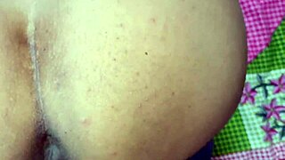 Did you see this sexy Desi girl sucking her boyfriend in the classroom?