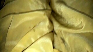 Bisexual dude gets wild with sexy ladies in shalwar.