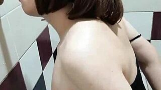 Keep sucking, show me your best blowjob skills.