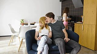 Big Booty Girlfriend Bends Over While Cooking Lunch